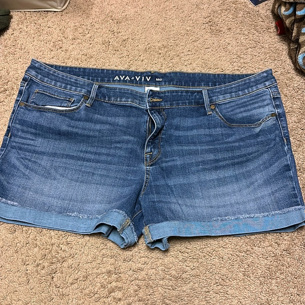 Ava & Viv Midi Jean Shorts